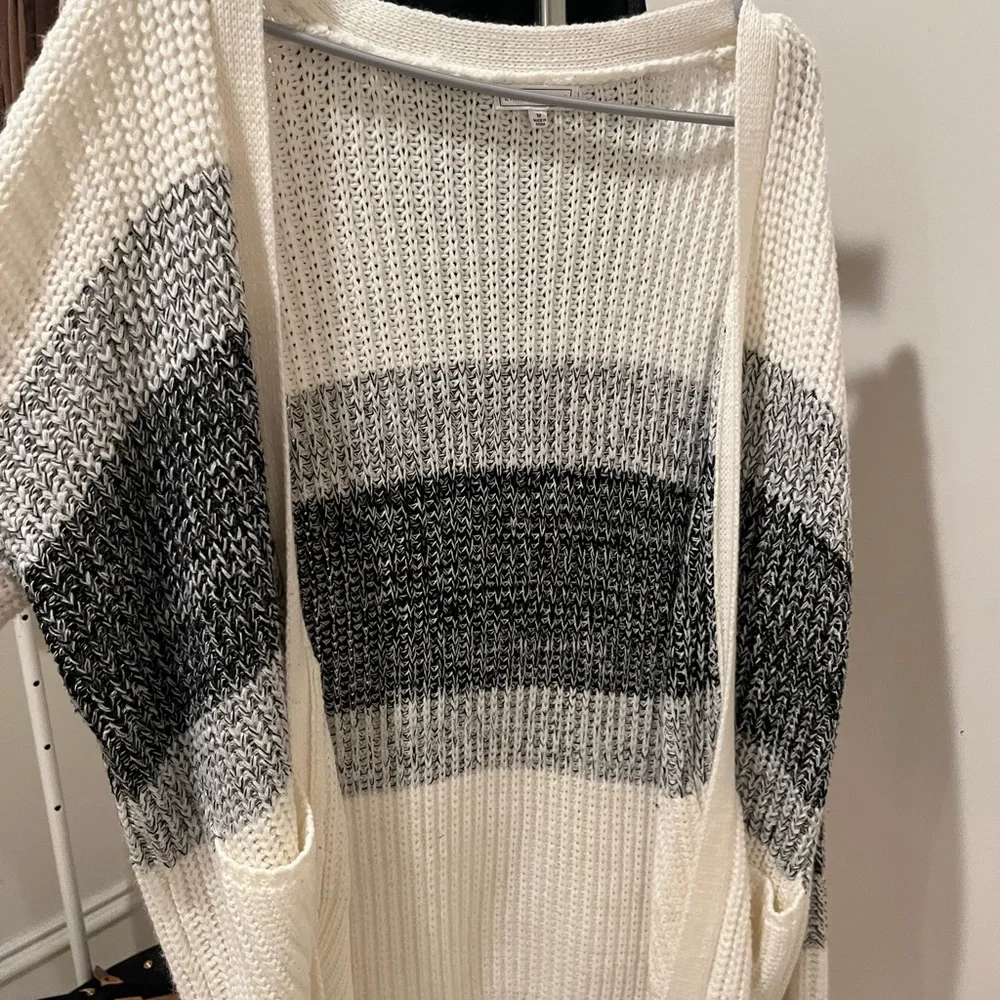 Cardigan - Picture 1 of 5